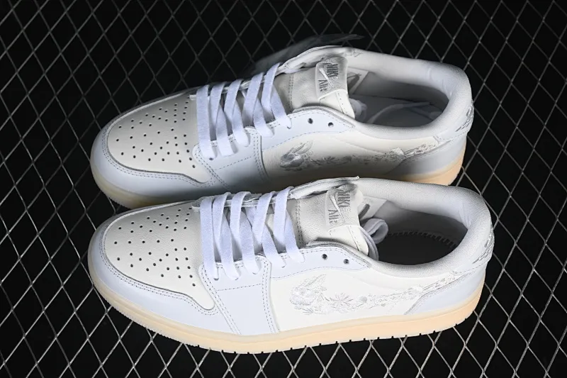 All categories Air Jordan Jordan series basketball shoes Air Jordan 1 Low Air Jordan 1 Low "Floral Swoosh" AJ1 Joe 1 flower embroidery low-top cultural casual sneakers IF4391-100